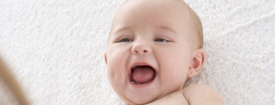 De ce bebeluşii din lumea întreagă rostesc „mama”? De ce bebeluşii din lumea întreagă rostesc „mama”?
