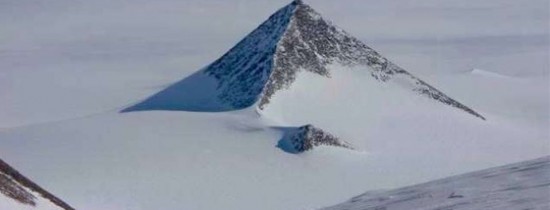 Adevărul din spatele ,,Piramidei'' misterioase apărute în Antarctica ,,Este forma unei piramide, însă nu este construită de oameni'' Adevărul din spatele ,,Piramidei'' misterioase apărute în Antarctica ,,Este forma unei piramide, însă nu este construită de oameni''