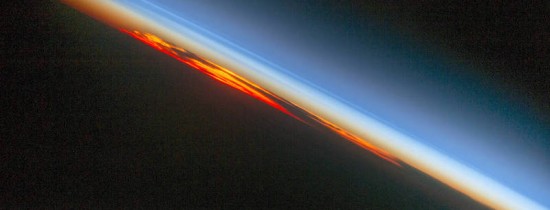 Un apus de soare cum n-aţi mai văzut niciodată. Fotografia a fost publicată de NASA Un apus de soare cum n-aţi mai văzut niciodată. Fotografia a fost publicată de NASA