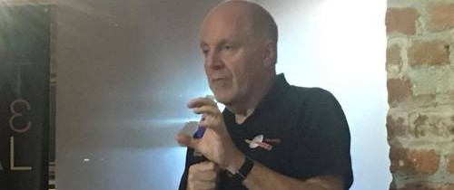 De ce omenirea nu va ajunge prea curând pe Marte? Acţiunile lui Elon Musk, criticate dur de către cercetătorul Mark McCaughrean: ''Nu este prezentat întotdeauna adevăratul scop'' De ce omenirea nu va ajunge prea curând pe Marte? Acţiunile lui Elon Musk, criticate dur de către cercetătorul Mark McCaughrean: ''Nu este prezentat întotdeauna adevăratul scop''