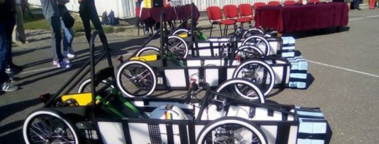 Primele maşini electrice de curse din România au fost construite de elevii unui liceu din Braşov. Cum arată acestea Primele maşini electrice de curse din România au fost construite de elevii unui liceu din Braşov. Cum arată acestea