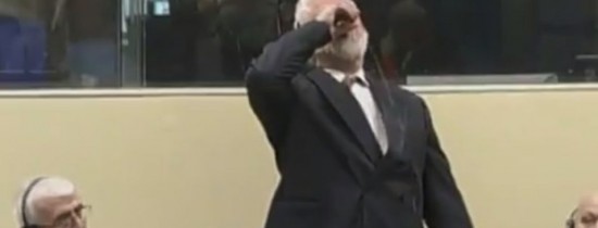 Momentul în care Slobodan Praljak, fost lider al croaţilor-bosniaci, s-a omorât în faţa judecătorilor Tribunalului Penal Internaţional – VIDEO Momentul în care Slobodan Praljak, fost lider al croaţilor-bosniaci, s-a omorât în faţa judecătorilor Tribunalului Penal Internaţional – VIDEO
