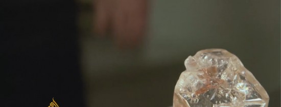 Unul dintre cele mai mari diamante din lume a fost vândut la licitaţie pentru o sumă fabuloasă Unul dintre cele mai mari diamante din lume a fost vândut la licitaţie pentru o sumă fabuloasă