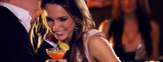 Iubirea şi alcoolul au aceleaşi efecte asupra creierului Iubirea şi alcoolul au aceleaşi efecte asupra creierului
