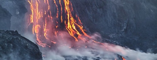 O descoperire impresionantă, la 3.000 de km sub Alaska şi Siberia, scoate la iveală ce se află în miezul Pământului. Este la fel de fierbinte precum Soarele O descoperire impresionantă, la 3.000 de km sub Alaska şi Siberia, scoate la iveală ce se află în miezul Pământului. Este la fel de fierbinte precum Soarele