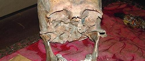 Ar putea fi acesta craniul lui Pliniu cel Bătrân? Experţii italieni susţin că au descoperit rămăşiţele eroului de la Pompeii Ar putea fi acesta craniul lui Pliniu cel Bătrân? Experţii italieni susţin că au descoperit rămăşiţele eroului de la Pompeii
