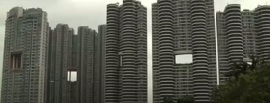 De ce au găuri în construcţie zgârie-norii din Hong Kong? De ce au găuri în construcţie zgârie-norii din Hong Kong?