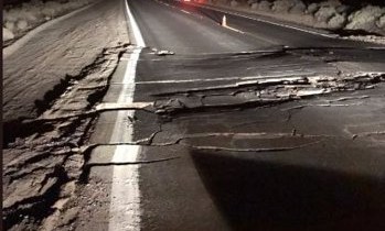 Fisură masivă, vizibilă din spaţiu, în urma cutremurului din California Fisură masivă, vizibilă din spaţiu, în urma cutremurului din California