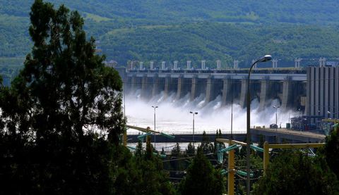 Porţile de Fier I, cea mai mare hidrocentrală de pe Dunăre - 100 de ani in 100 de momente