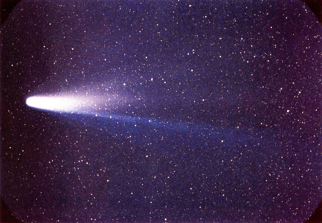 Acum 116 ani, Terra s-a apropiat extrem de mult de cometa lui Halley.