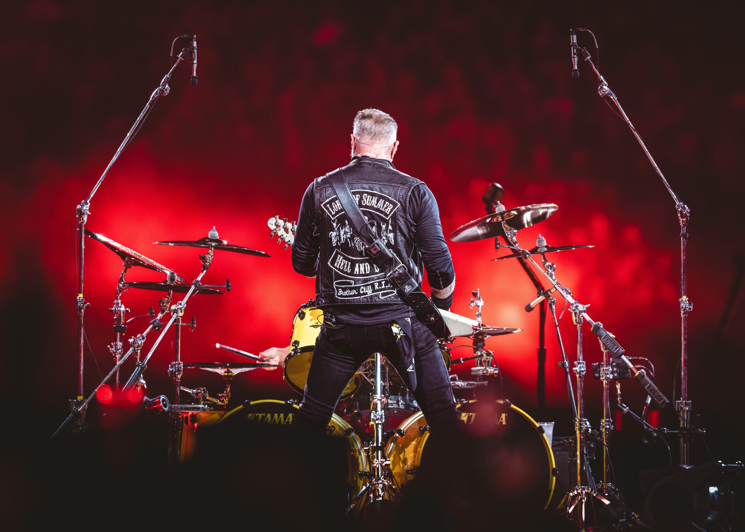 De ce formații precum Metallica sau Nirvana nu mai sunt vizibile: Efectul internetului și al algoritmilor asupra culturii muzicale