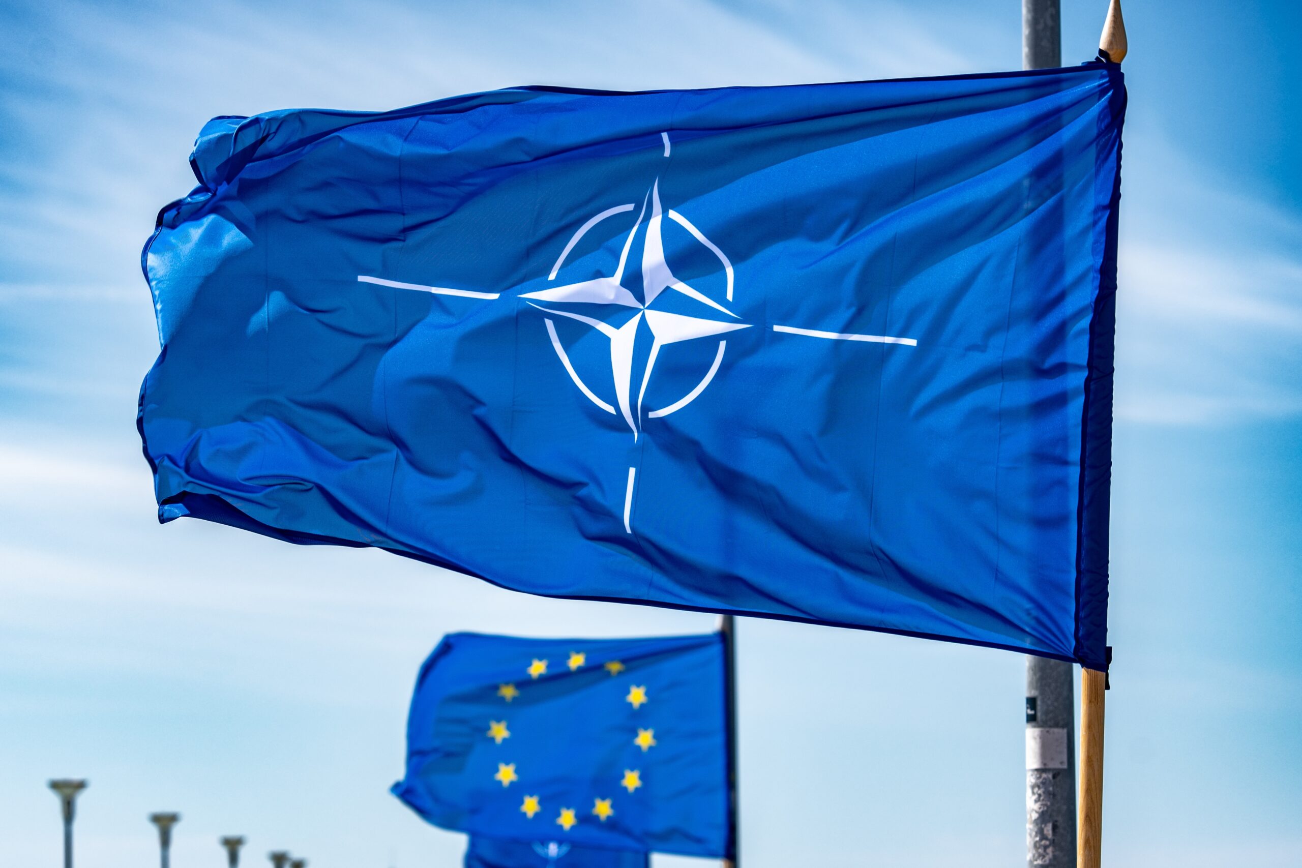 Mark Rutte condamnă absența ajutorului din partea unor state NATO pentru Ucraina