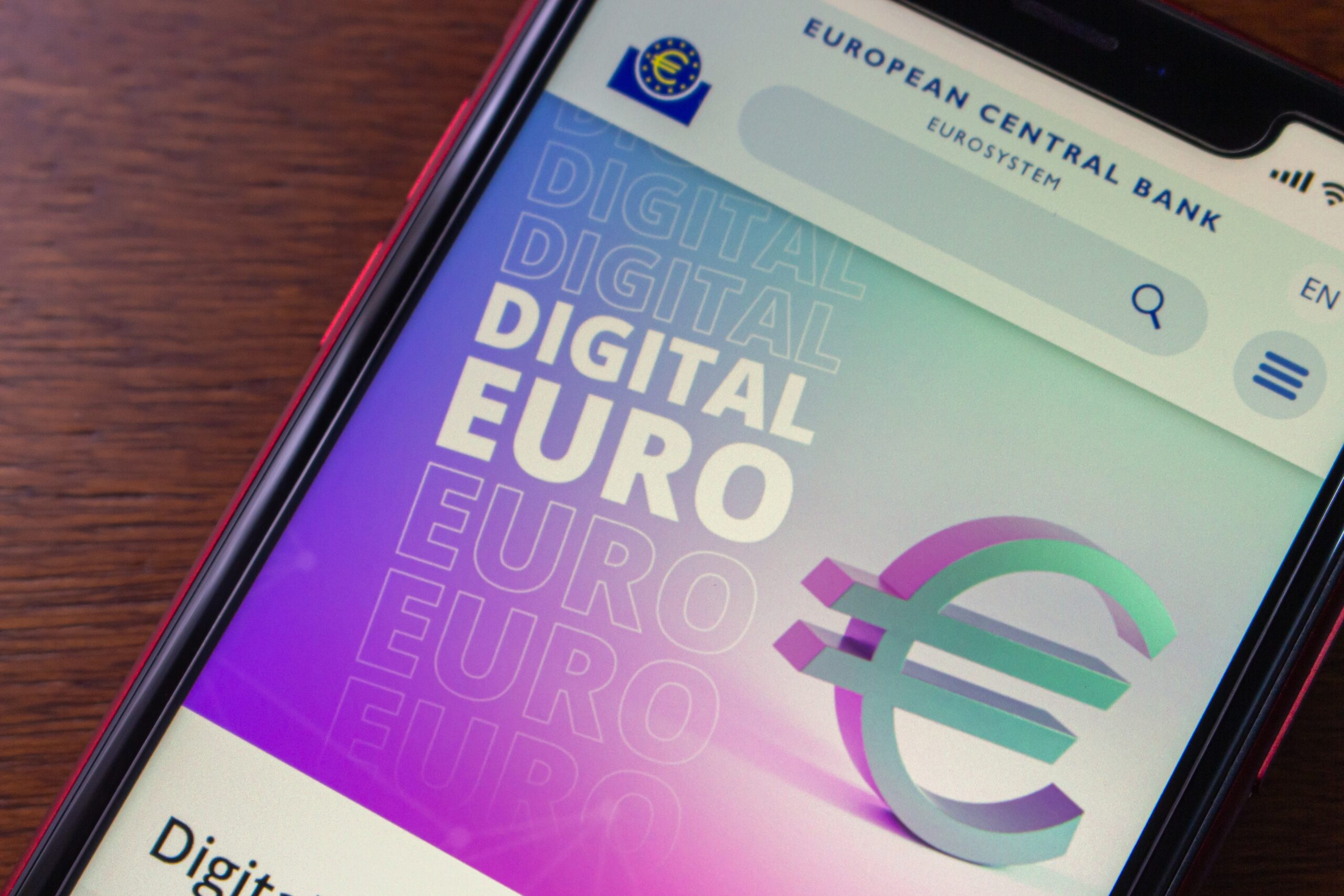 Ce este euro digital și efectul posibil al implementării sale în Uniunea Europeană
