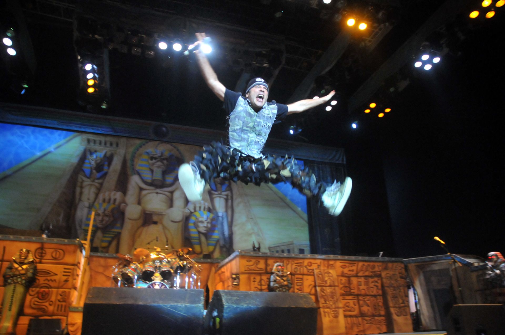 Cum a transformat Iron Maiden heavy metalul într-o școală de istorie și literatură