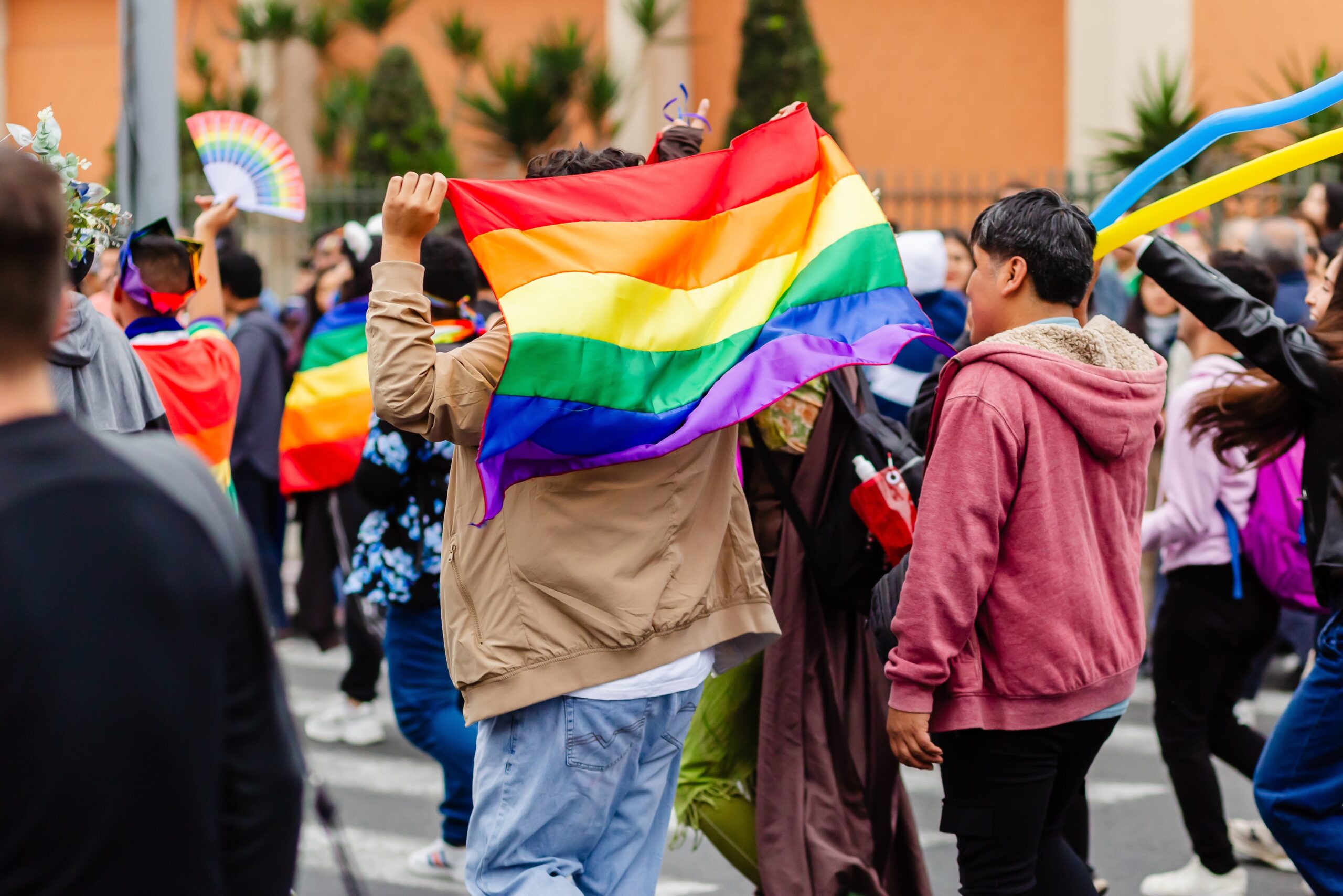 Interdicția terapiilor de conversie pentru indivizii LGBT+ în Anglia și Țara Galilor.
