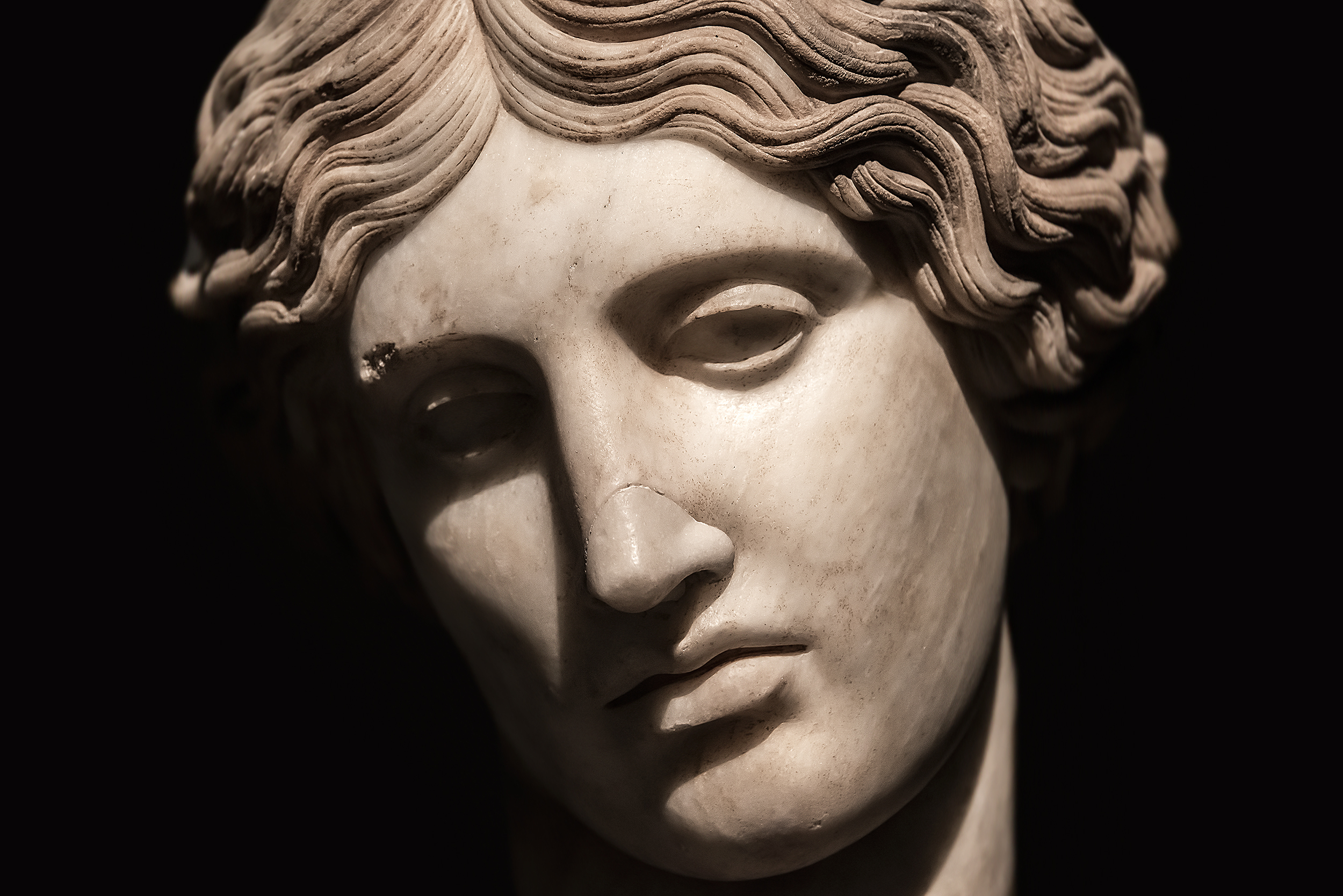 O statuie unică găsită în Bulgaria reînvie o legendă străveche