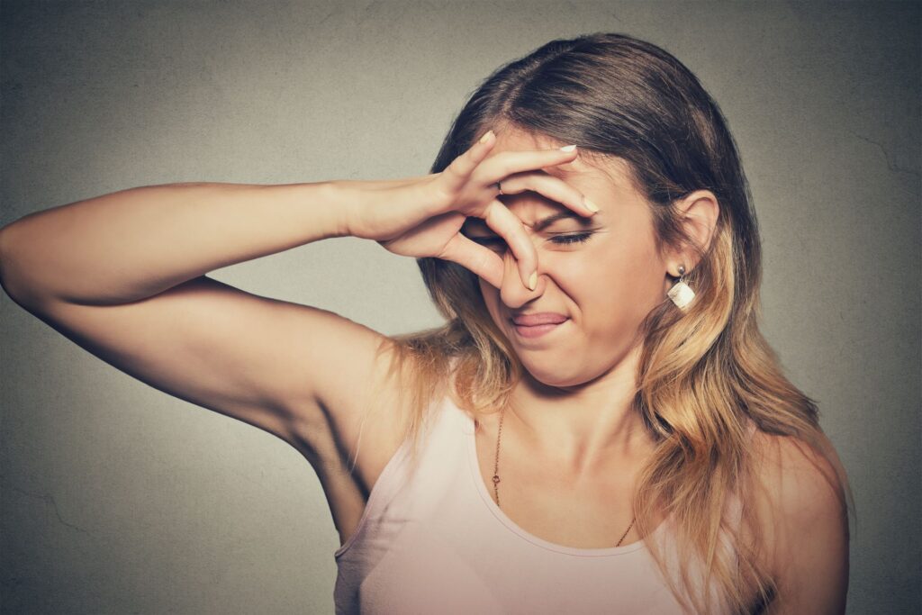 Bromhidroza: Schimbarea mirosului corporal într-o problemă socială reală
